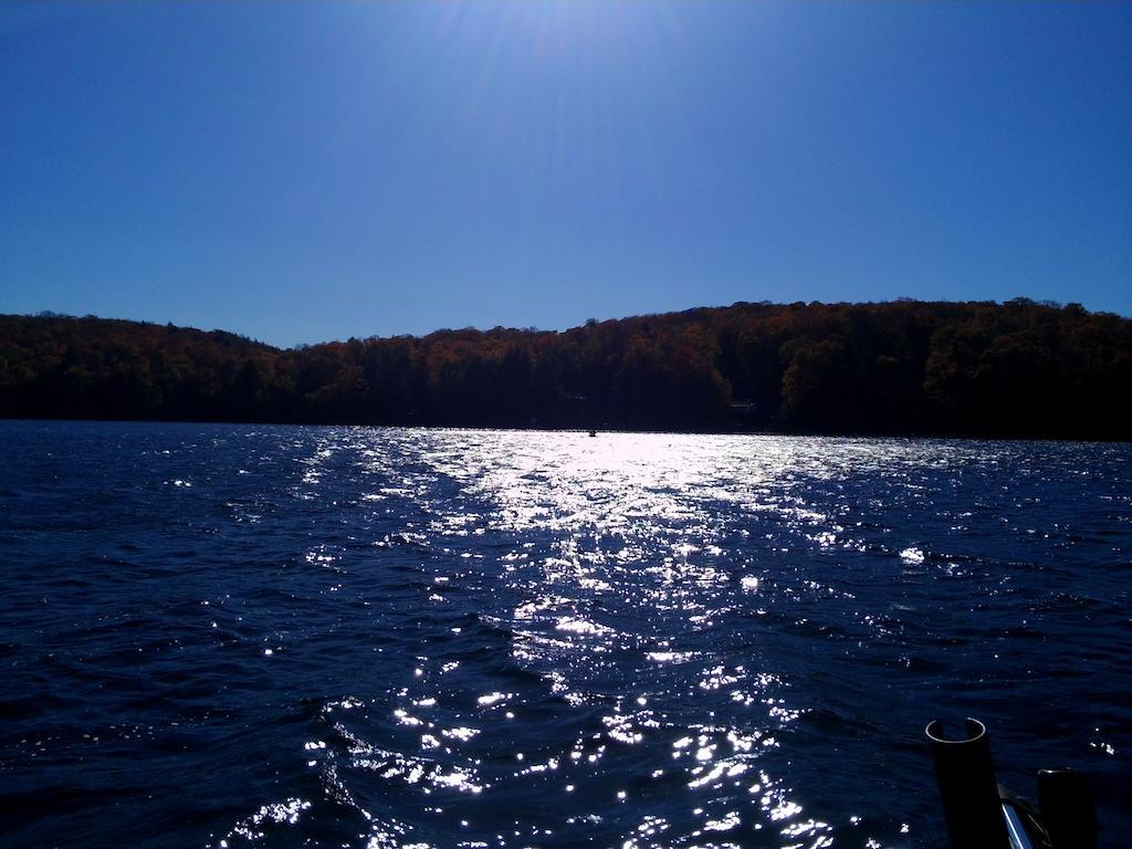 Little Hawk Resort & Marina Algonquin Highlands المظهر الخارجي الصورة