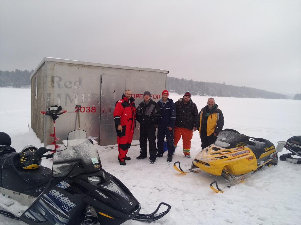 Little Hawk Resort & Marina Algonquin Highlands المظهر الخارجي الصورة