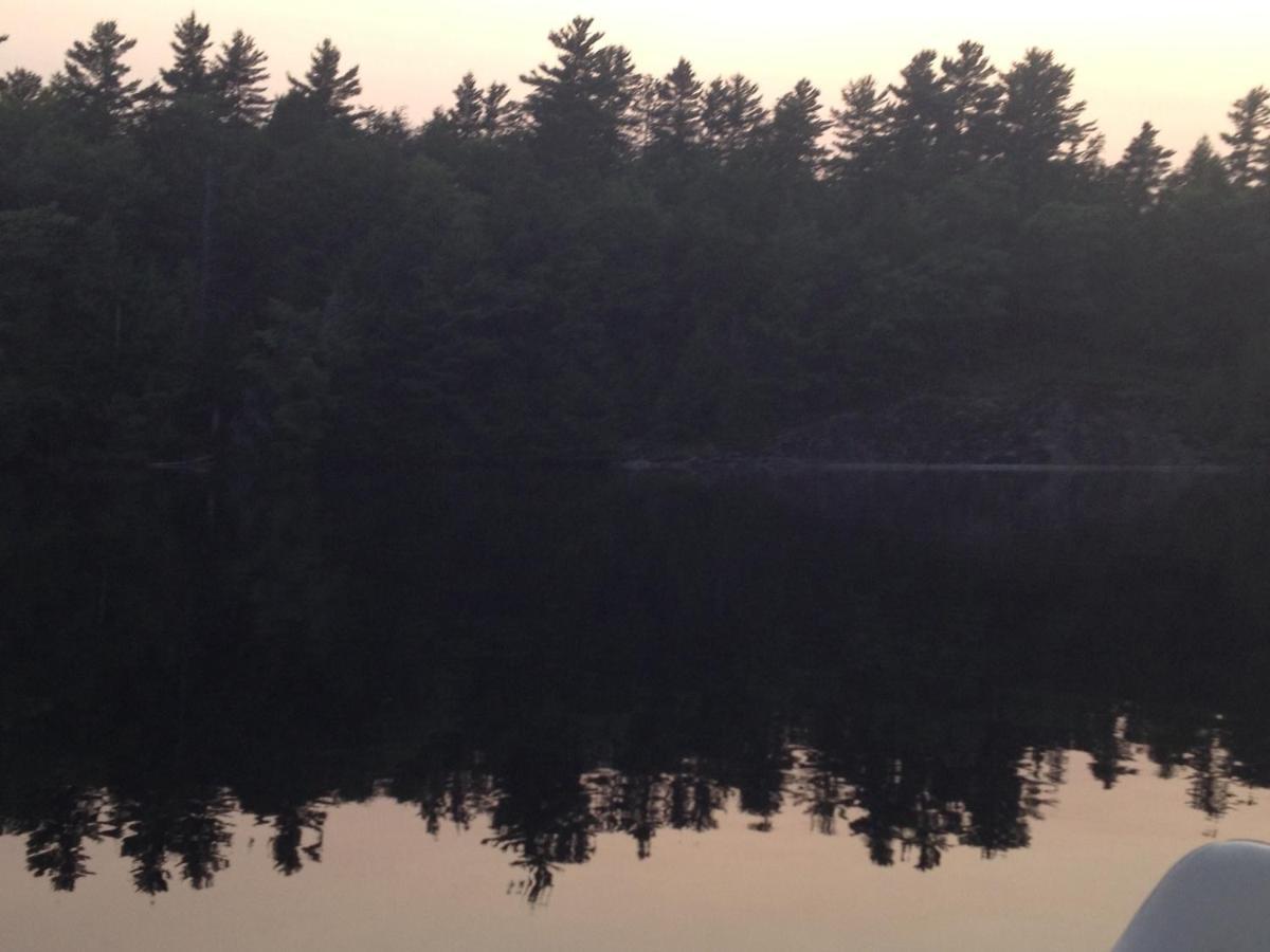Little Hawk Resort & Marina Algonquin Highlands المظهر الخارجي الصورة