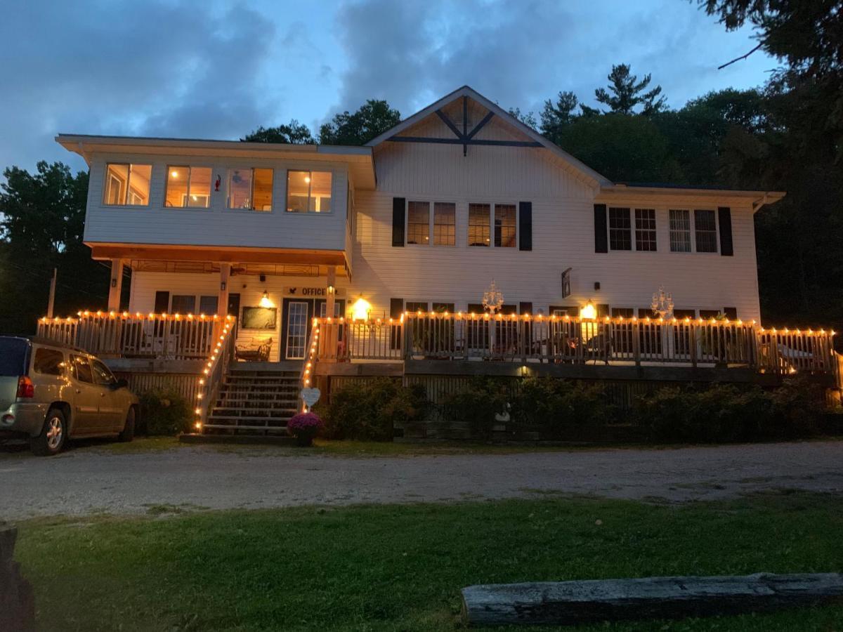 Little Hawk Resort & Marina Algonquin Highlands المظهر الخارجي الصورة
